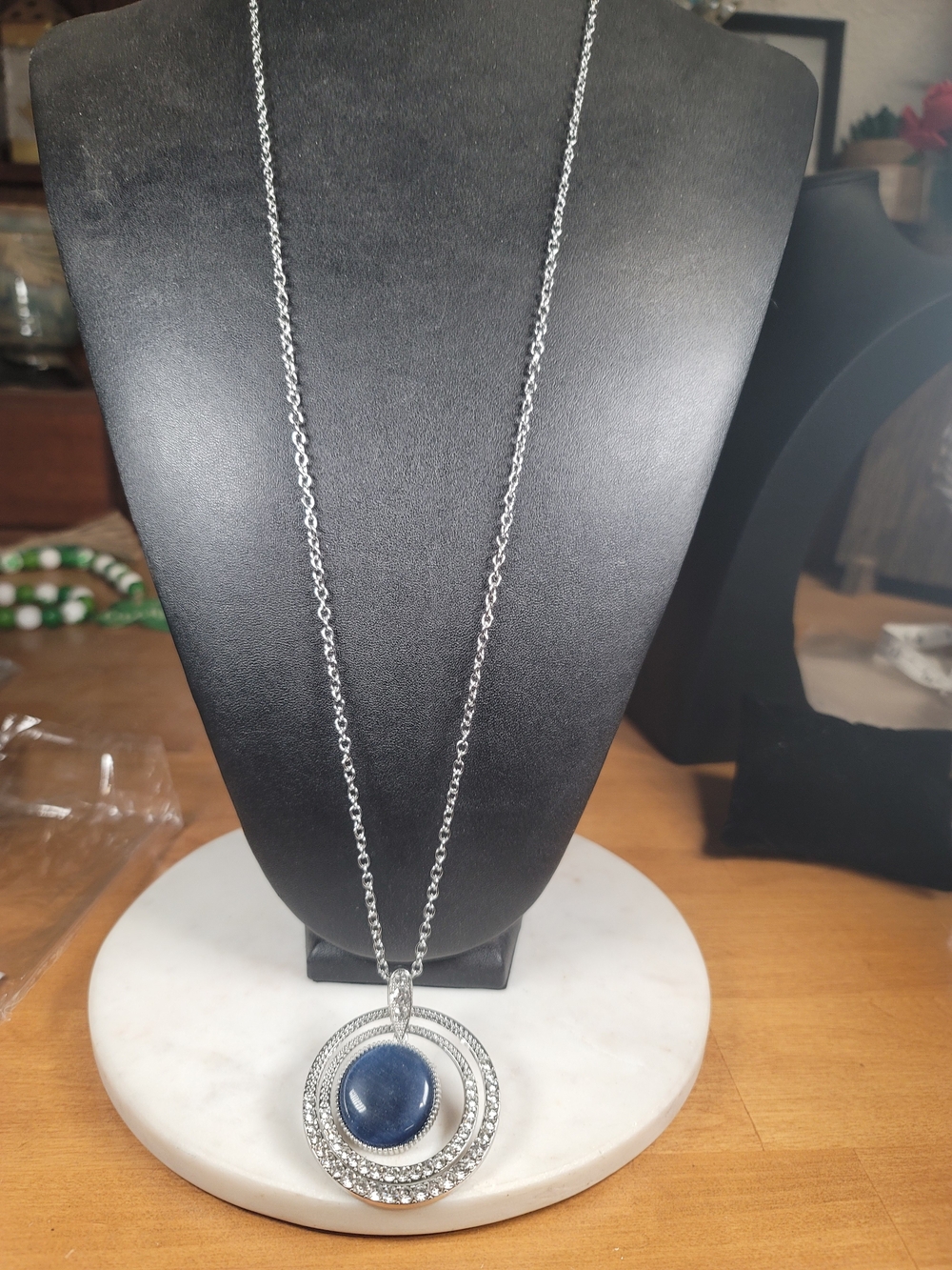 paparazzi Silver Necklace with Blue Cat's Eye Pendant